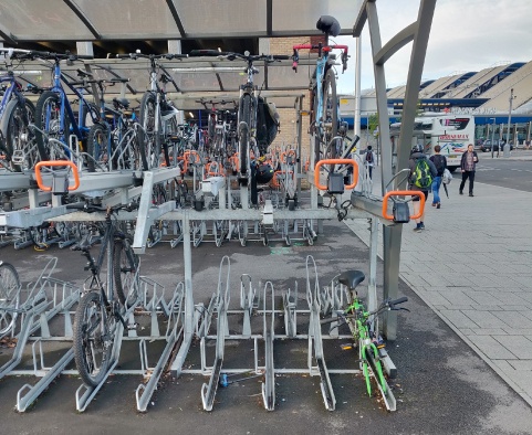 Bike racks at north of Reading Station 
